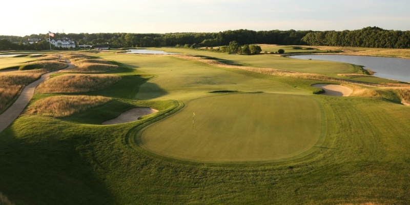 The Trump National Golf Club, highlighted well maintained and vibrant greenery.