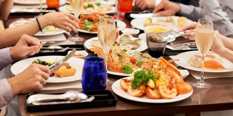 People enjoying a seafood dinner at a popular Jersey Shore restaurant